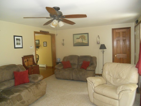72 Duval Road Sutton, MA 01590 - Photo 10 of 27