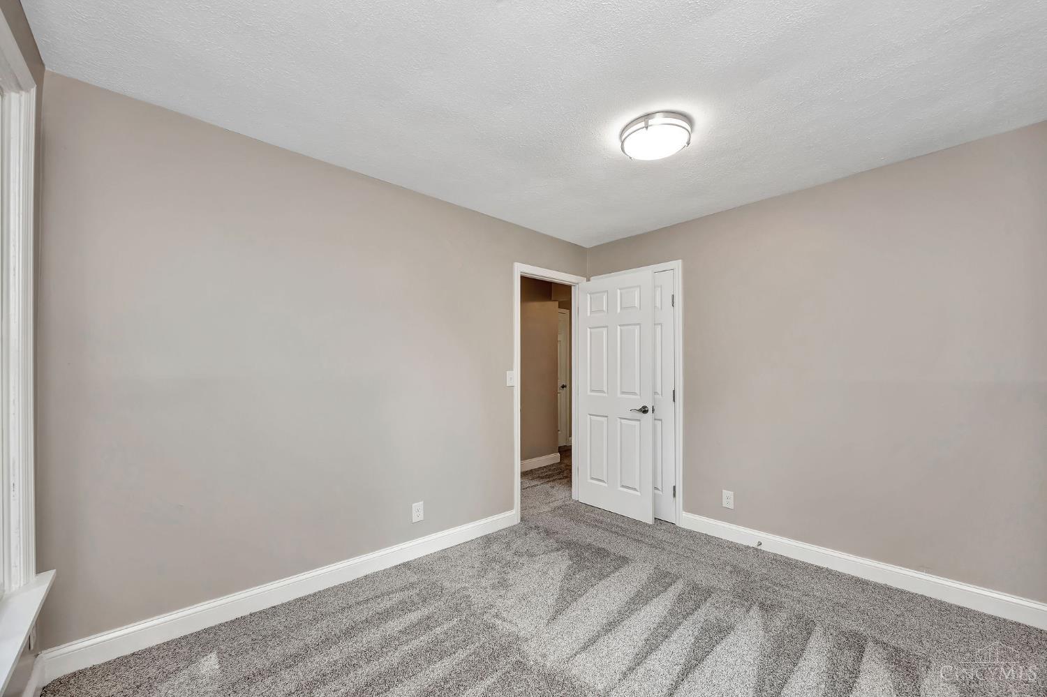 2244 West Elkton Road Hamilton, OH 45013 - Photo 33 of 39