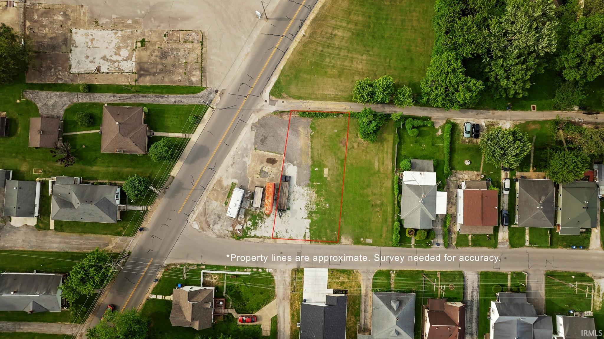 16 - 50 X 113) Bedford, IN 47421 - Photo 2 of 9