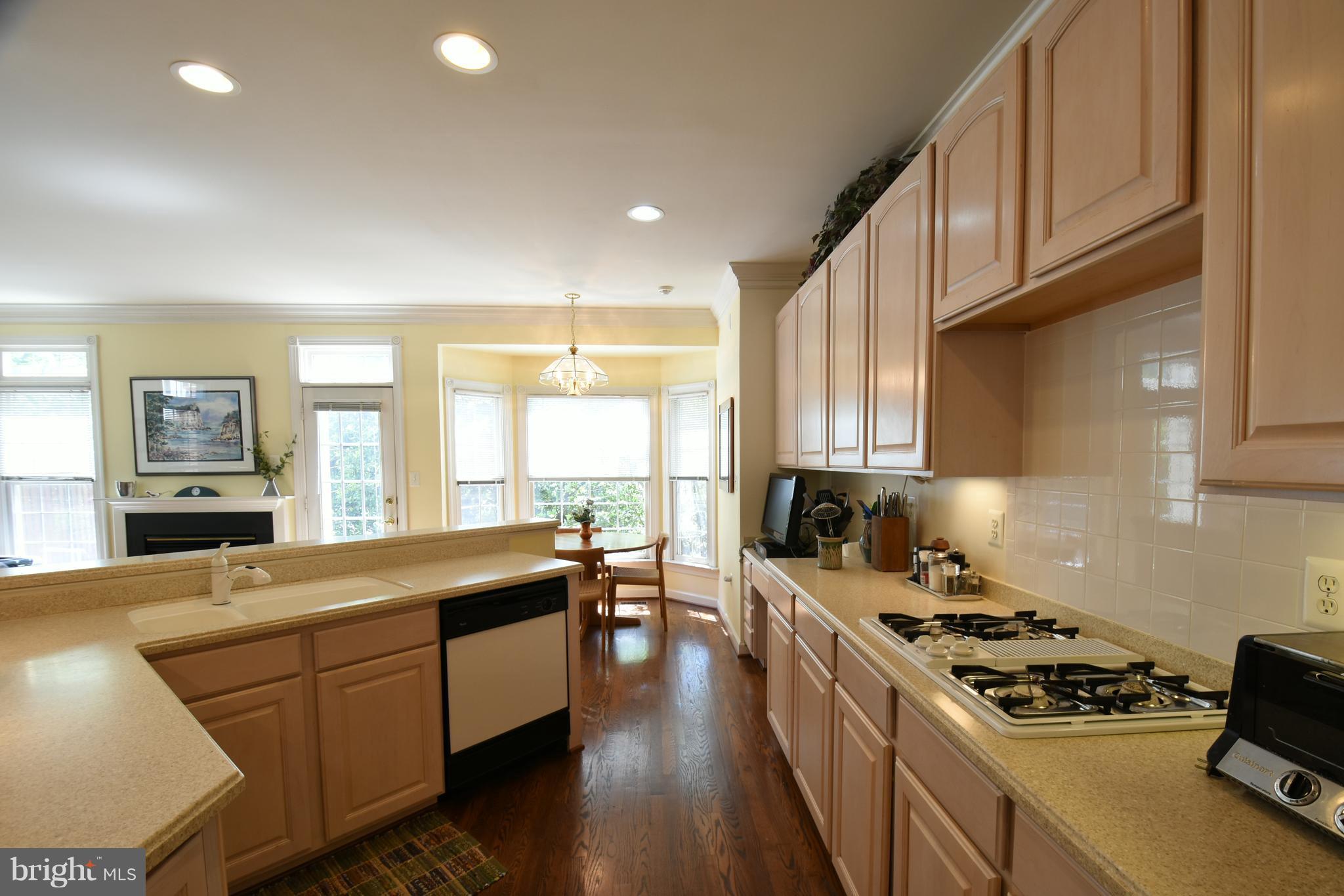 101 Rees Place Falls Church, VA 22046 - Photo 11 of 28 Kitchen