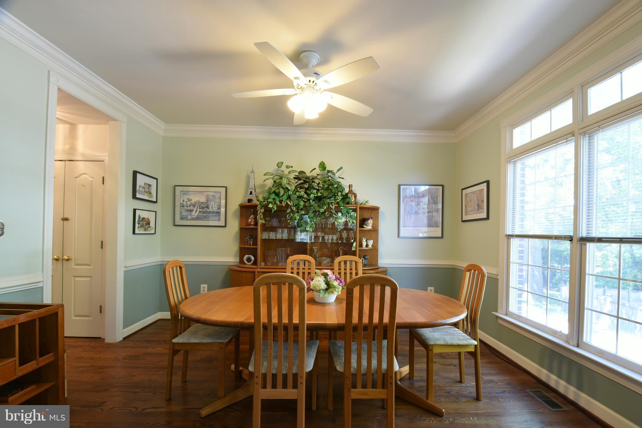 101 Rees Place Falls Church, VA 22046 - Photo 4 of 28 Dining Room