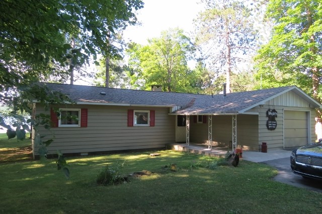 146 South Intermediate Lake Road Central Lake, MI 49622 - Photo 1 of 33 1836804.JPG