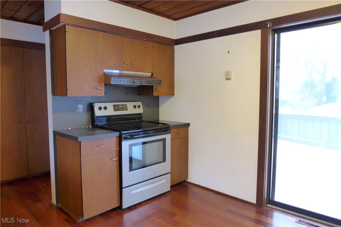 28007 Sites Road Bay Village, OH 44140 - Photo 17 of 50