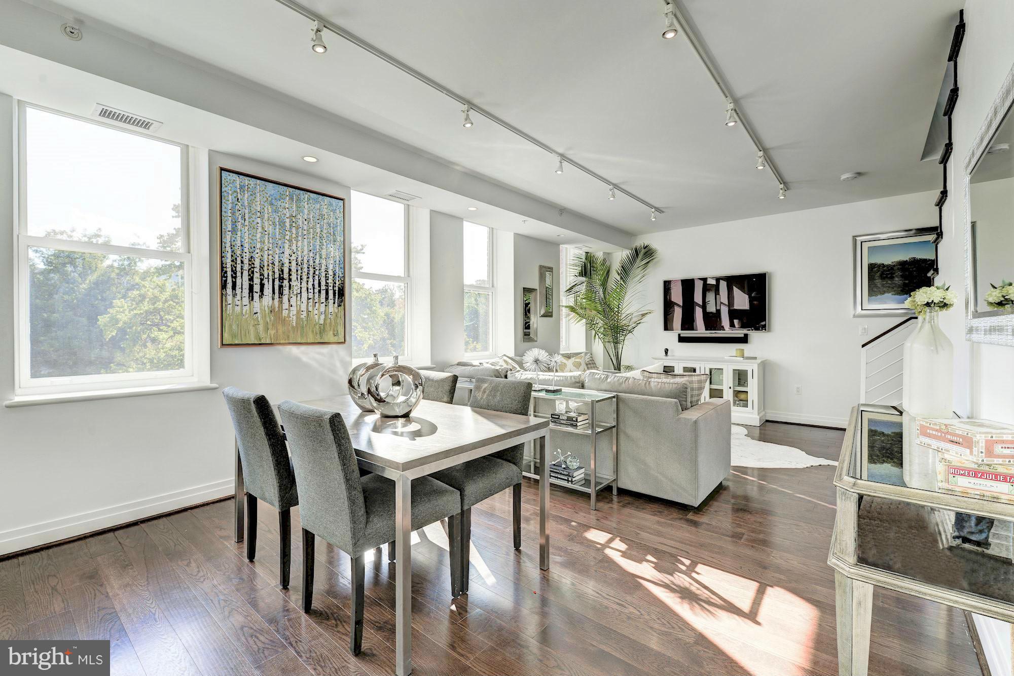 3052 R Street Northwest, Unit 303 Washington, DC 20007 - Photo 30 of 30 SUNDRENCHED, OPEN FLOORPLAN