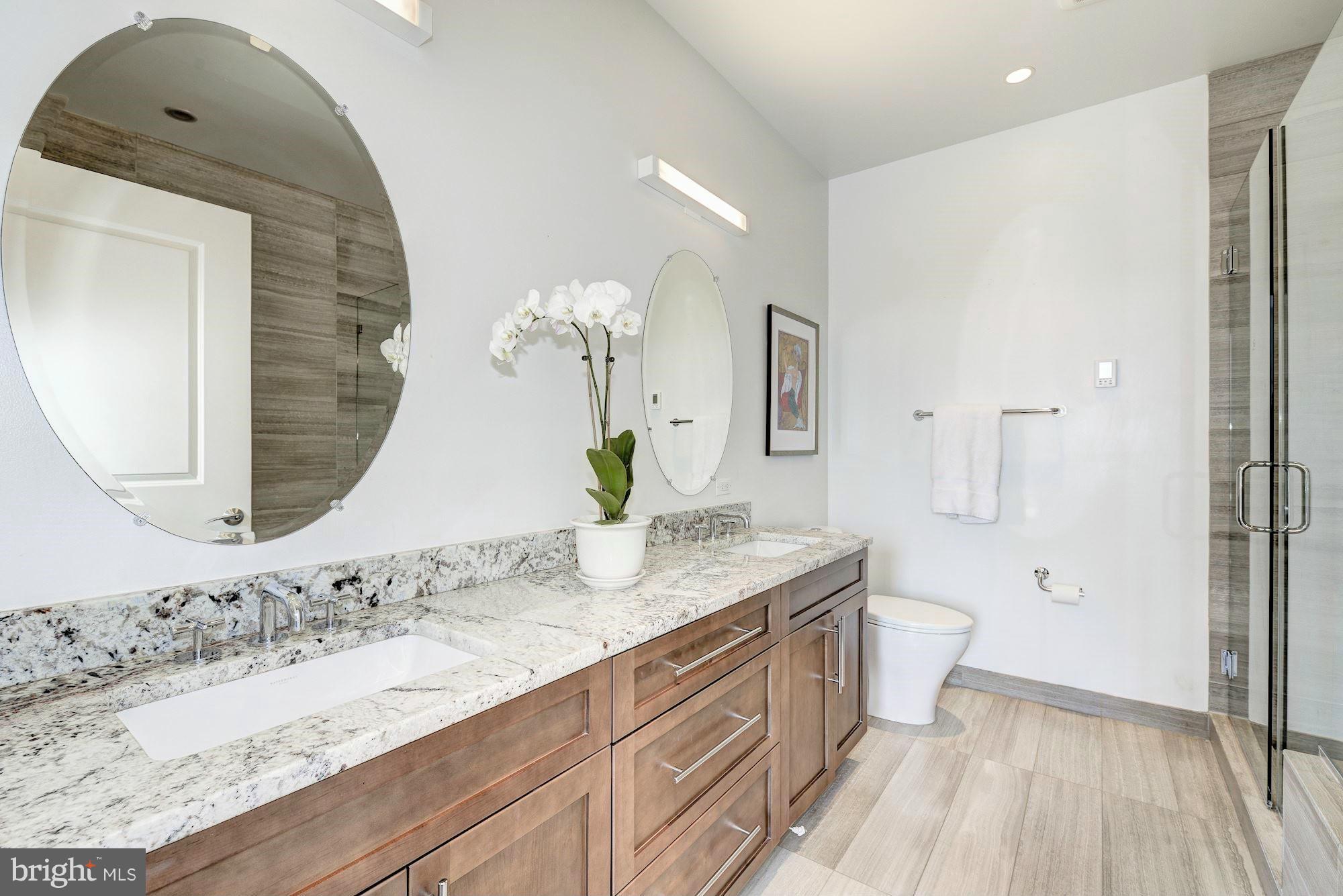 3052 R Street Northwest, Unit 303 Washington, DC 20007 - Photo 11 of 30 SPACIOUS MASTER BATH
