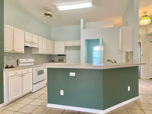 $2,600 | 524 Peninsula Court, St. Augustine, FL 32080