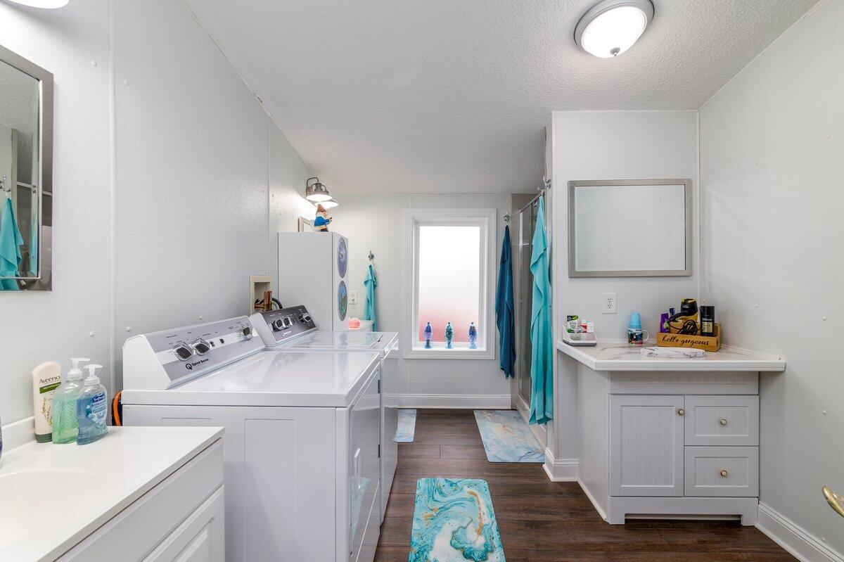 652 Marcus-823 Road Rocky Mount, VA 24151 - Photo 21 of 34 a utility room with sink dryer and washer