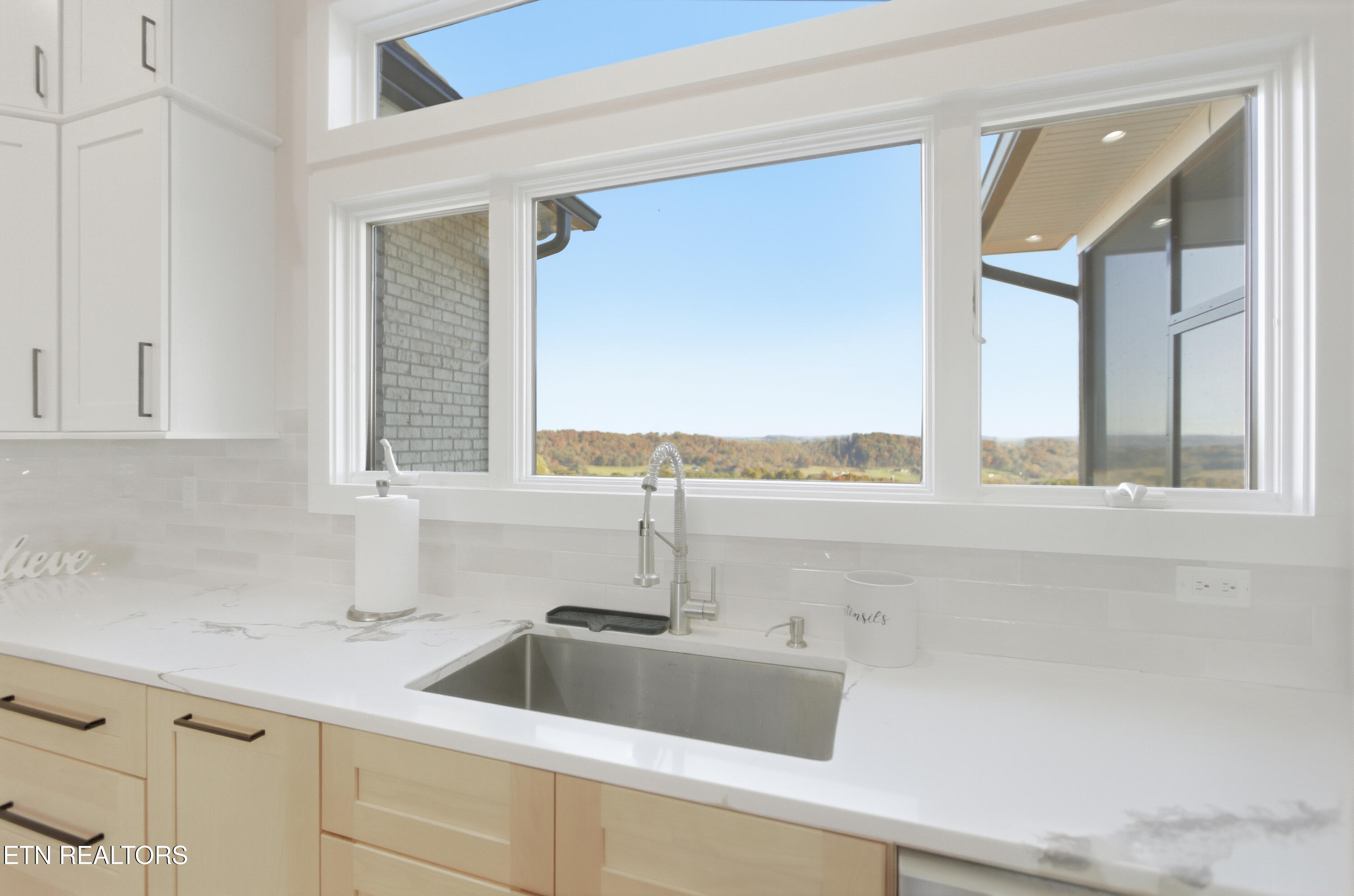 3647 Foshee Road Philadelphia, TN 37846 - Photo 12 of 51 037_4M6A8022