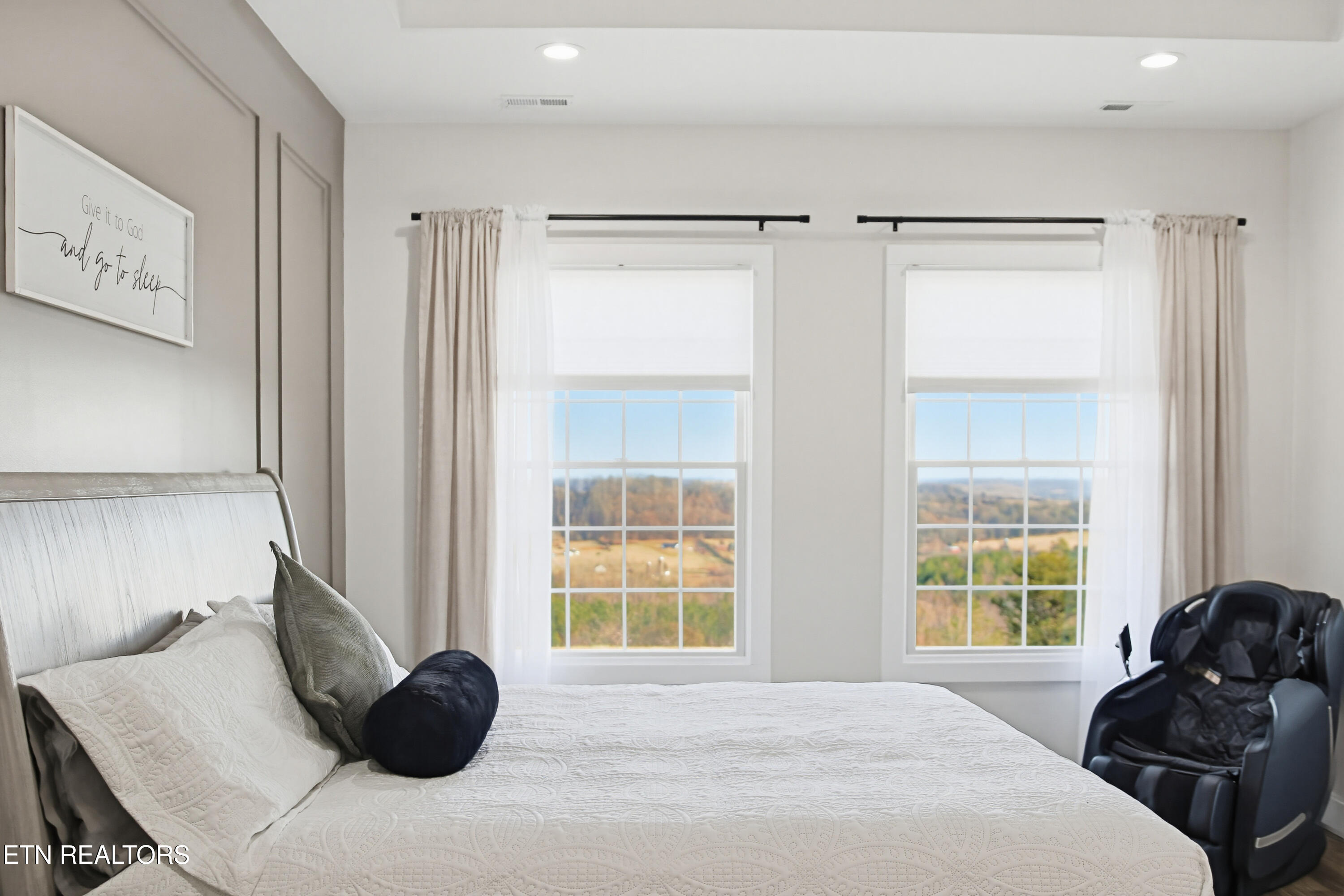 3647 Foshee Road Philadelphia, TN 37846 - Photo 22 of 58 IMG_7060