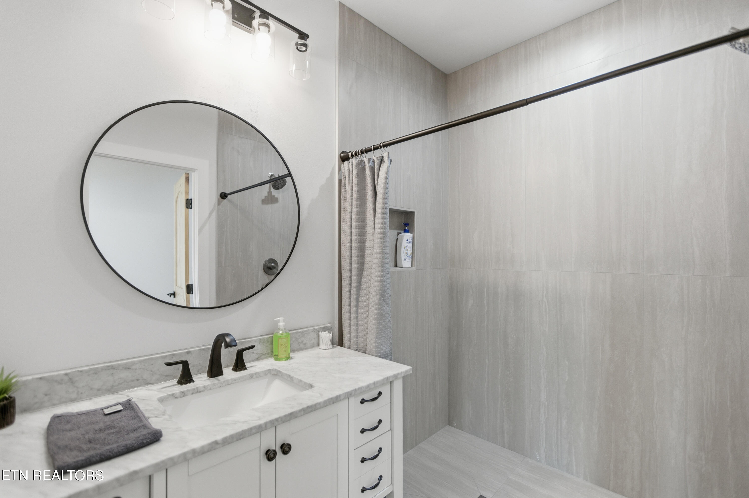 3647 Foshee Road Philadelphia, TN 37846 - Photo 41 of 58 086_4M6A8282