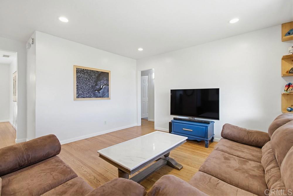 8534 Sandstone Drive Santee, CA 92071 - Photo 6 of 22