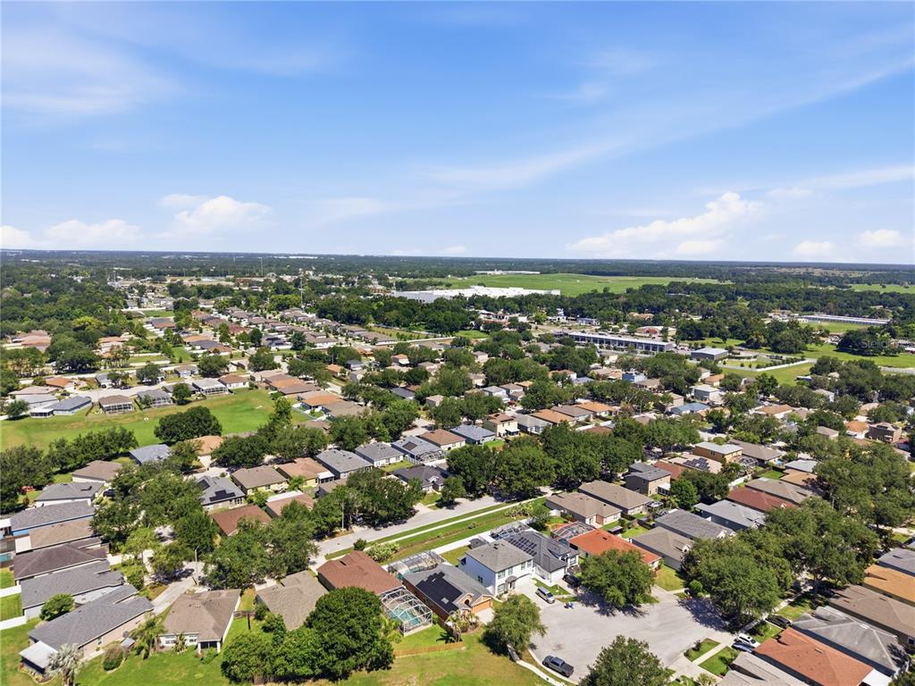 704 Parsons Pointe Street Seffner, FL 33584 - Photo 35 of 36