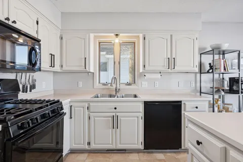 $384,900 | 1333 Vixen Lane, Delano, MN 55328