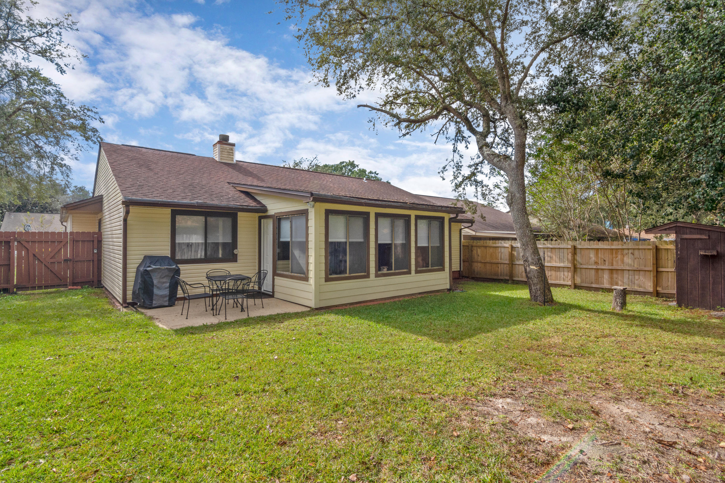202 Cedar Ridge Way Niceville, FL 32578 - Photo 22 of 25 Gallery Image 22