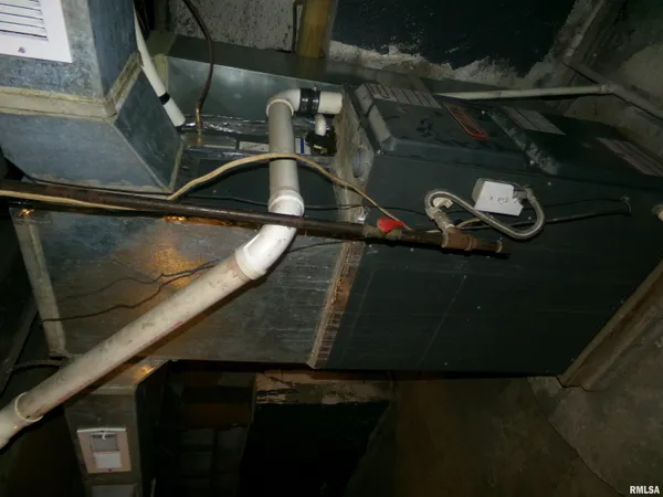 $139,500 | 402 North Cochran Street, West Frankfort, IL 62896