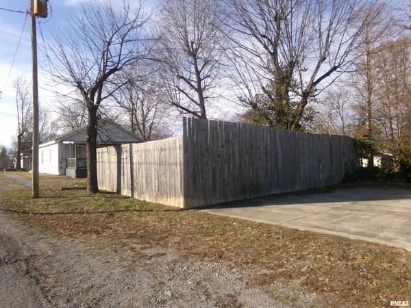 $139,500 | 402 North Cochran Street, West Frankfort, IL 62896