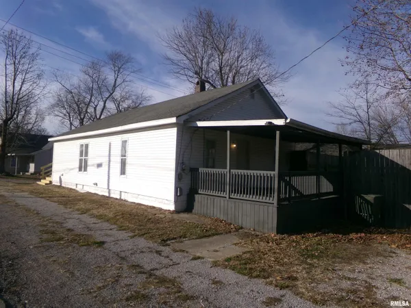 $139,500 | 402 North Cochran Street, West Frankfort, IL 62896