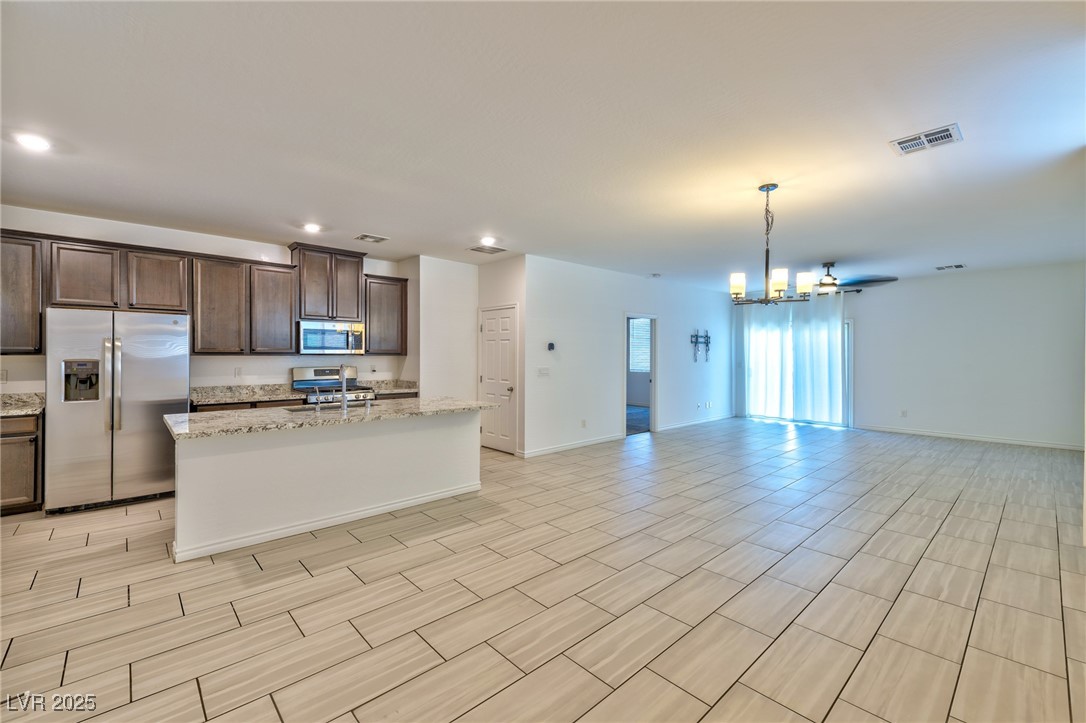 988 Edel Hest Avenue North Las Vegas, NV 89081 - Photo 2 of 17