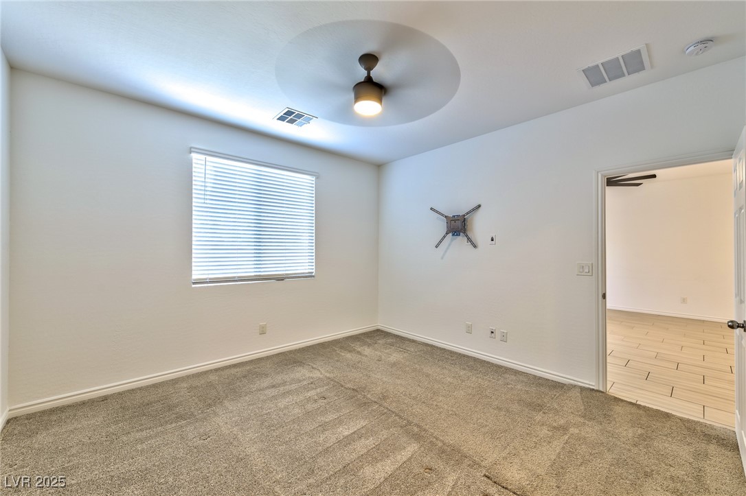 988 Edel Hest Avenue North Las Vegas, NV 89081 - Photo 6 of 17