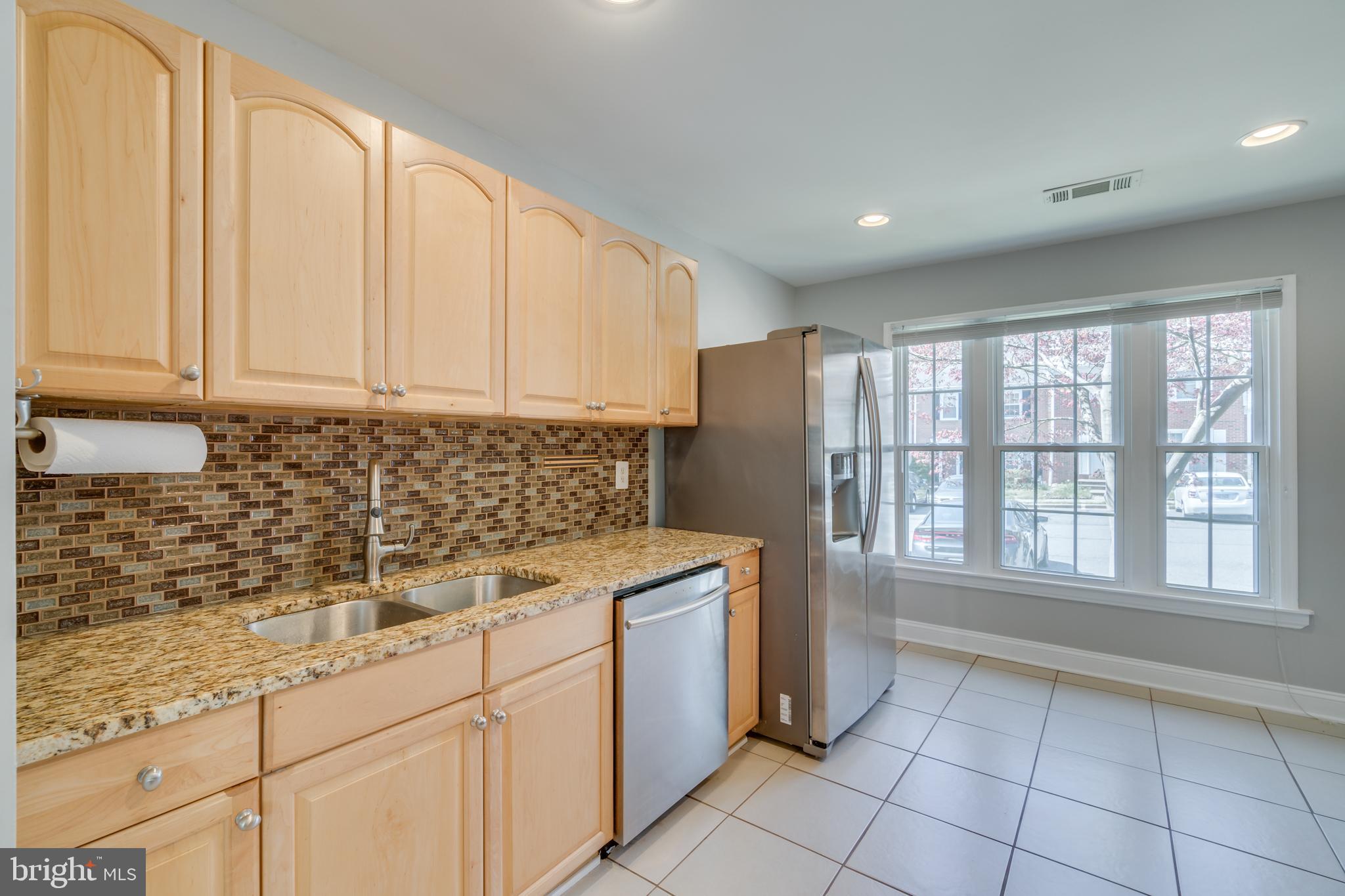 5447 Calvin Court Springfield, VA 22151 - Photo 3 of 41 Gallery Image 3
