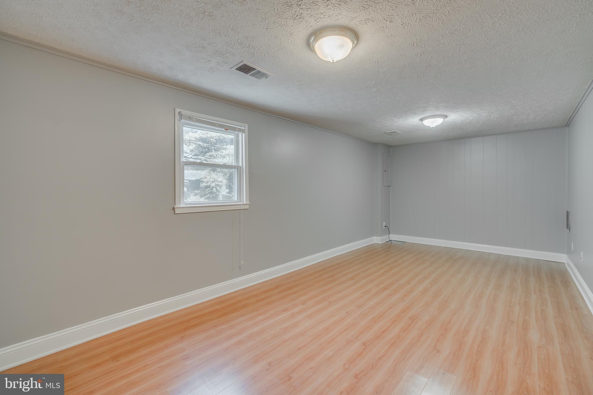 5447 Calvin Court Springfield, VA 22151 - Photo 33 of 41 Gallery Image 33