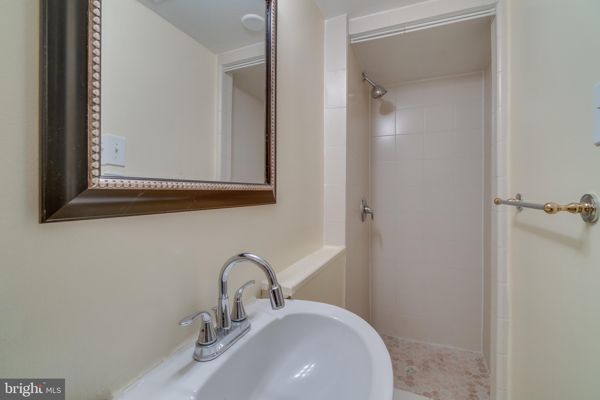 5447 Calvin Court Springfield, VA 22151 - Photo 35 of 41 Gallery Image 35