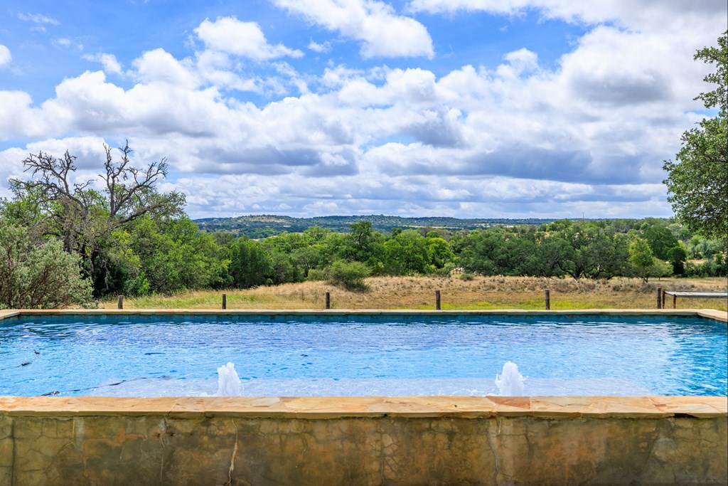 1556 Pfiester Road Fredericksburg, TX 78624 - Photo 23 of 61