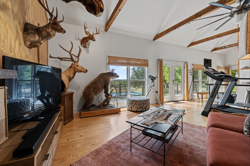 1556 Pfiester Road Fredericksburg, TX 78624 - Photo 25 of 61