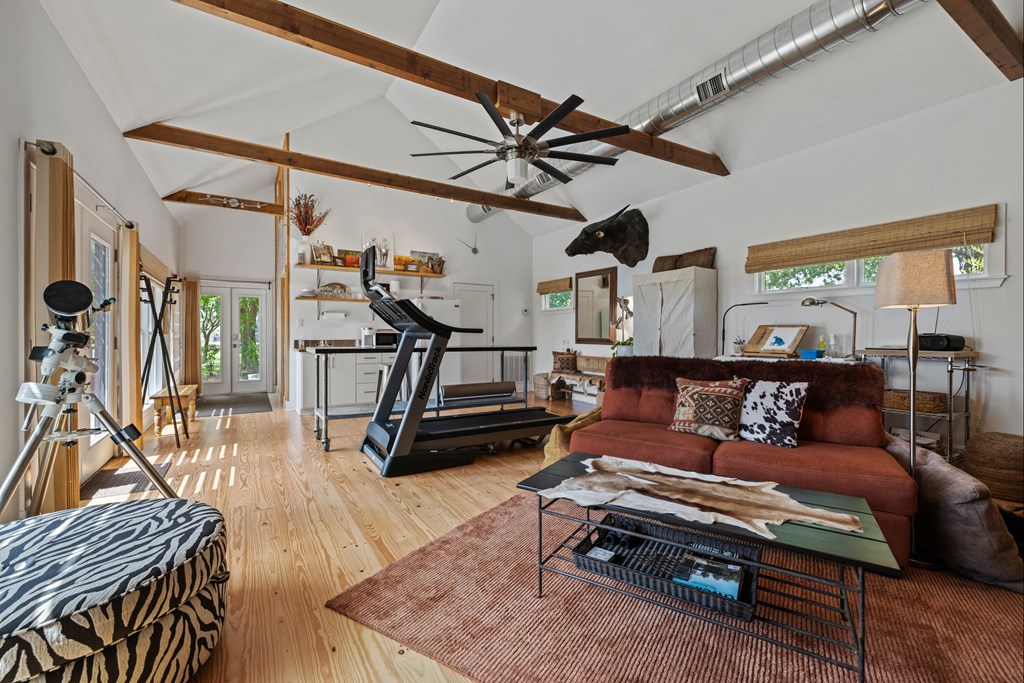 1556 Pfiester Road Fredericksburg, TX 78624 - Photo 26 of 61