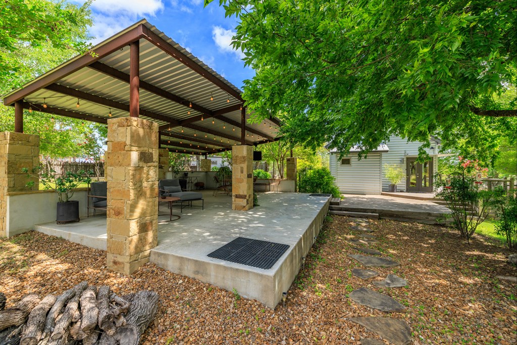 1556 Pfiester Road Fredericksburg, TX 78624 - Photo 30 of 61