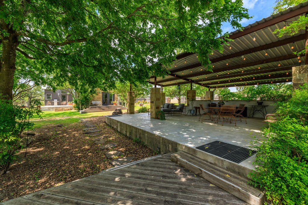 1556 Pfiester Road Fredericksburg, TX 78624 - Photo 34 of 61