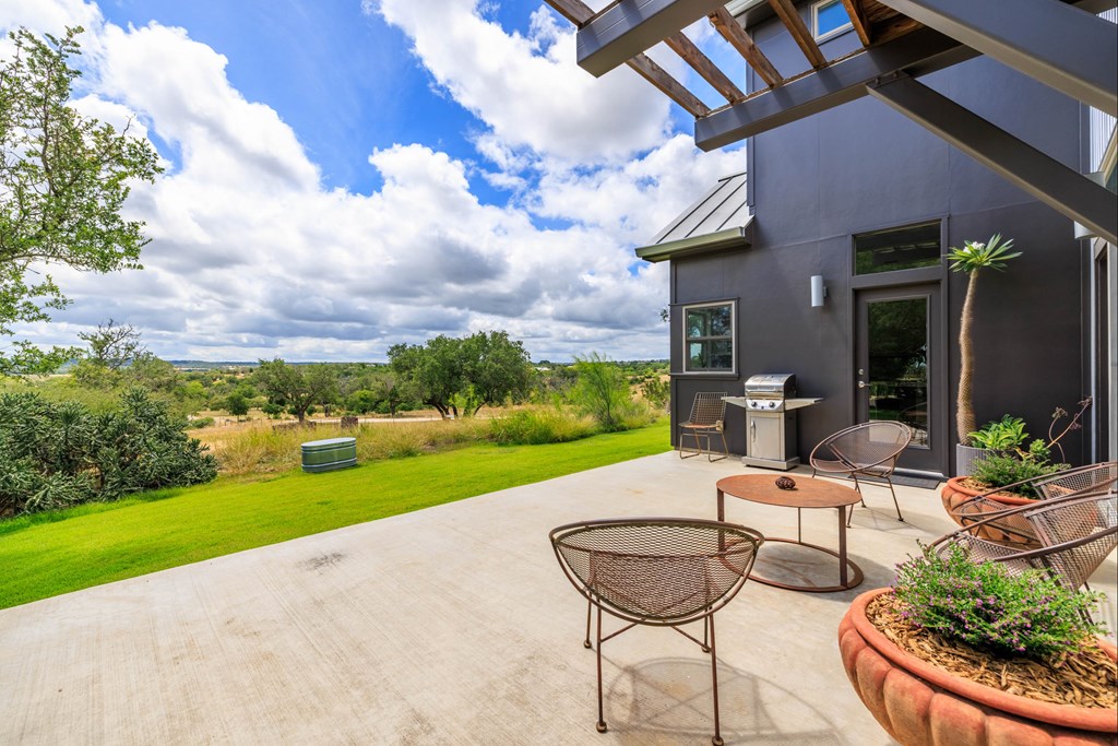 1556 Pfiester Road Fredericksburg, TX 78624 - Photo 38 of 61