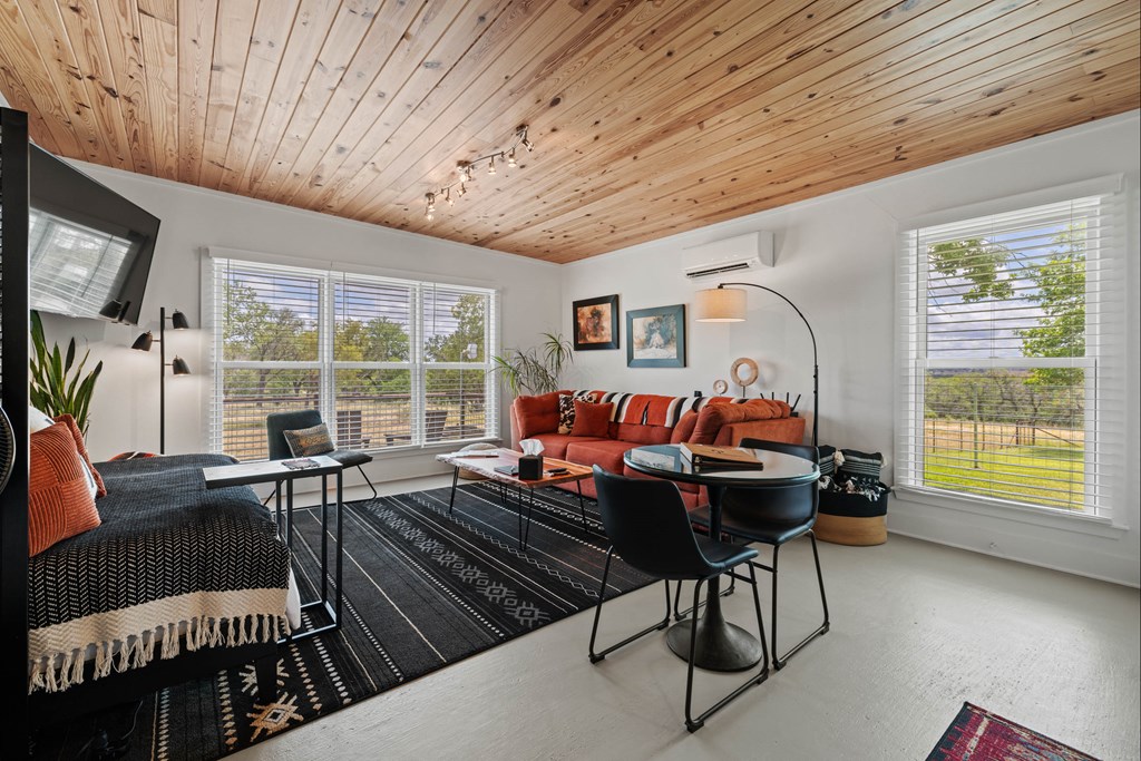 1556 Pfiester Road Fredericksburg, TX 78624 - Photo 39 of 61