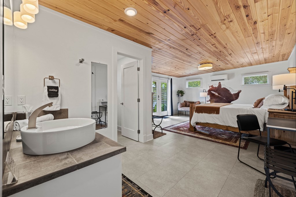 1556 Pfiester Road Fredericksburg, TX 78624 - Photo 44 of 61