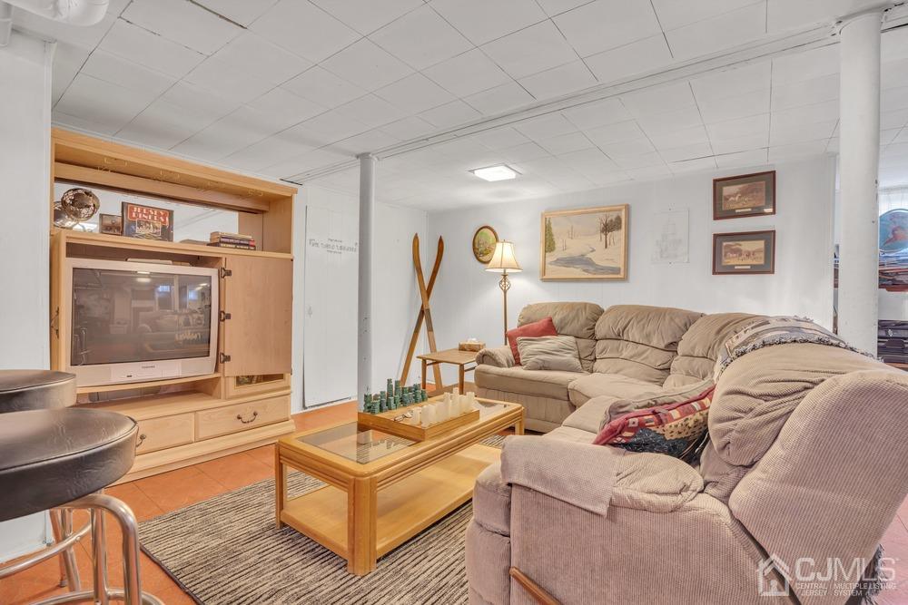66 Spring Street Edison, NJ 08820 - Photo 19 of 33 Gallery Image 19