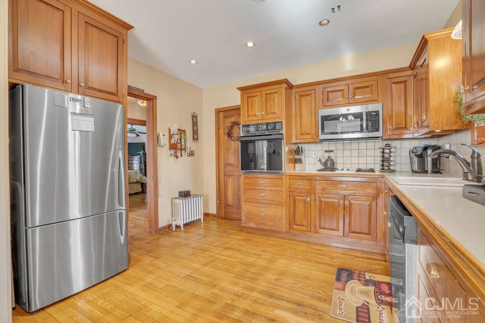 66 Spring Street Edison, NJ 08820 - Photo 9 of 33 Gallery Image 9