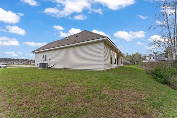$225,000 | 28051 Blue Sky Drive, Ponchatoula, LA 70454