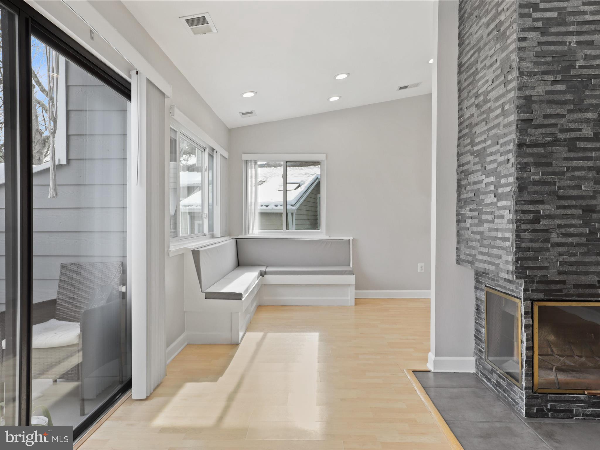 1911 B Villaridge Drive, Unit 1911B Reston, VA 20191 - Photo 14 of 38