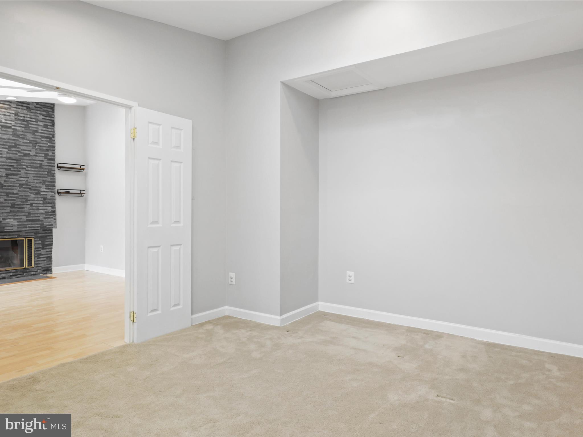 1911 B Villaridge Drive, Unit 1911B Reston, VA 20191 - Photo 27 of 38