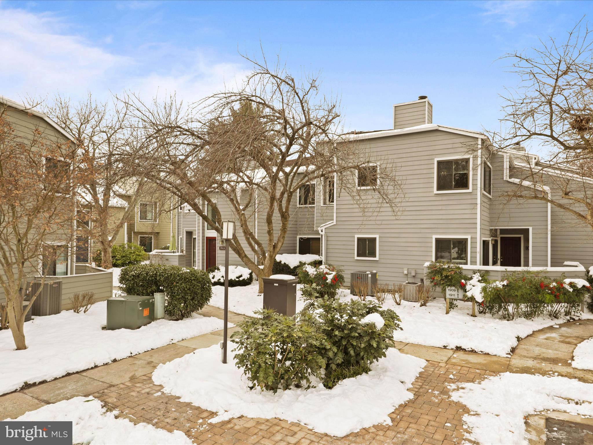 1911 B Villaridge Drive, Unit 1911B Reston, VA 20191 - Photo 36 of 38