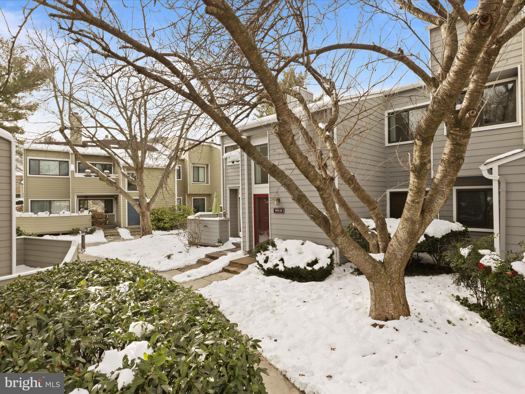 1911 B Villaridge Drive, Unit 1911B Reston, VA 20191 - Photo 37 of 38