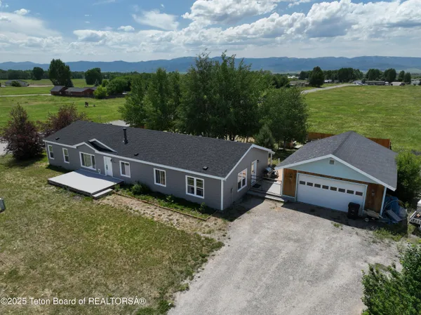 $525,000 | 495 East Garnett Avenue, Driggs, ID 83422