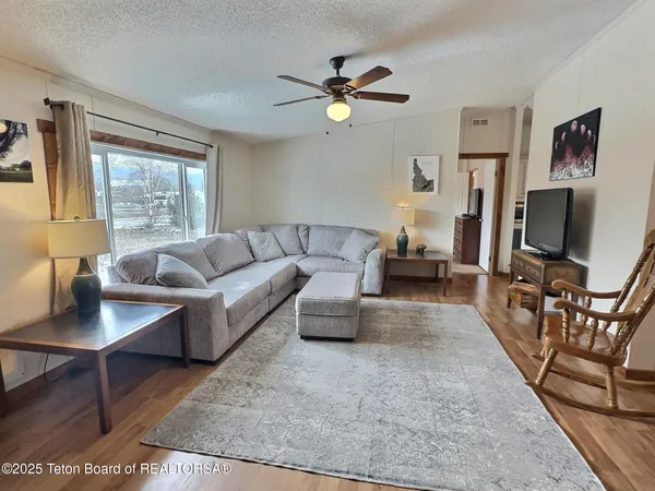 $525,000 | 495 East Garnett Avenue, Driggs, ID 83422