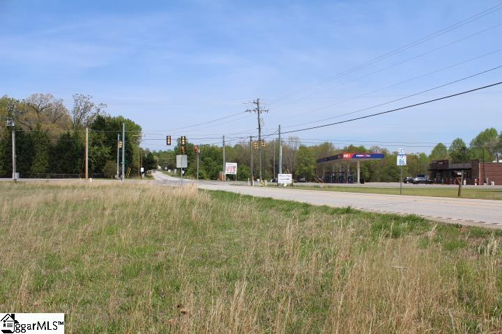 309 Labonte Drive Piedmont, SC 29673 - Photo 3 of 11