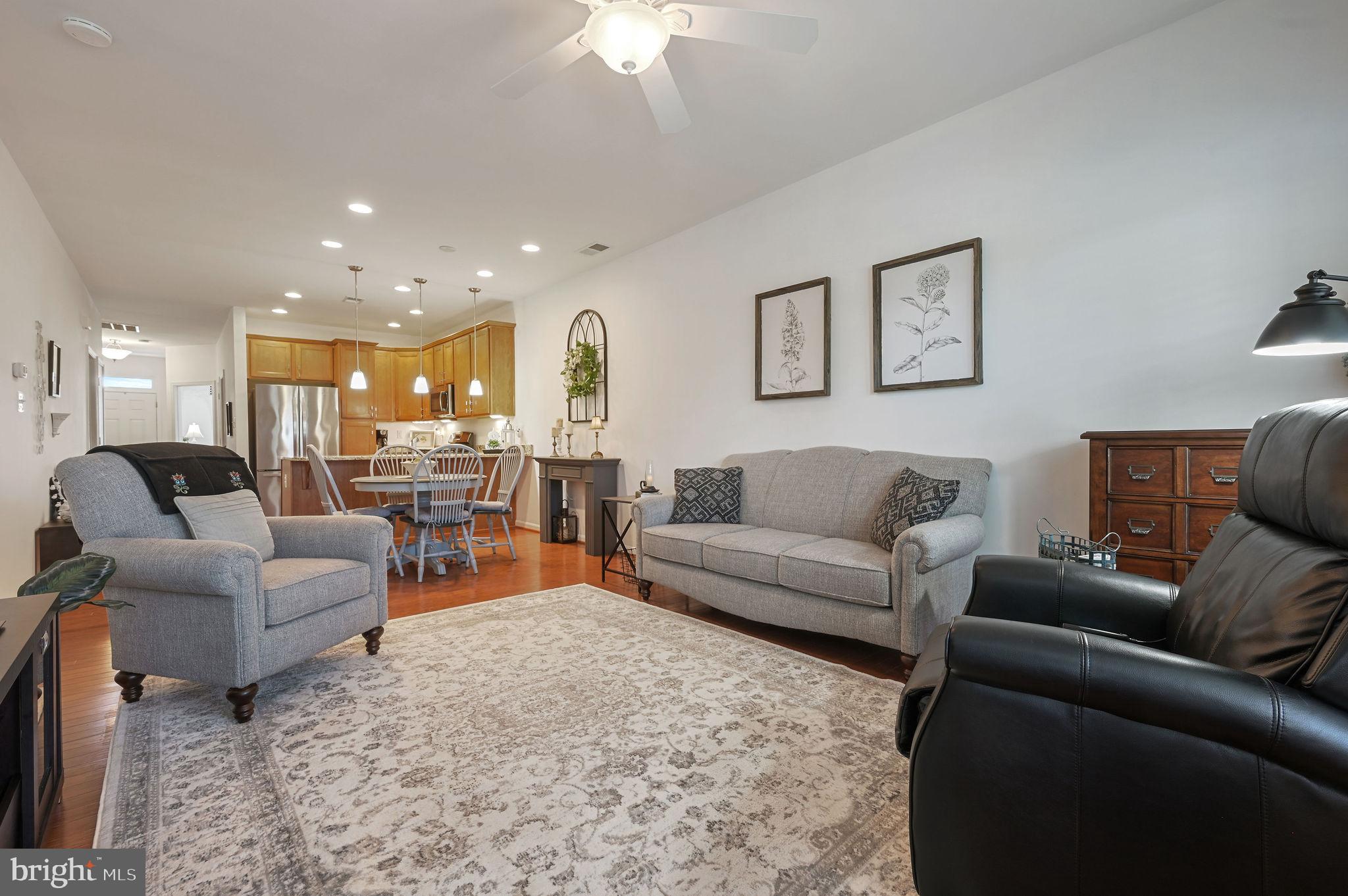 42 Cresthaven Lane Dover, DE 19901 - Photo 17 of 33 Looking into Kitchen