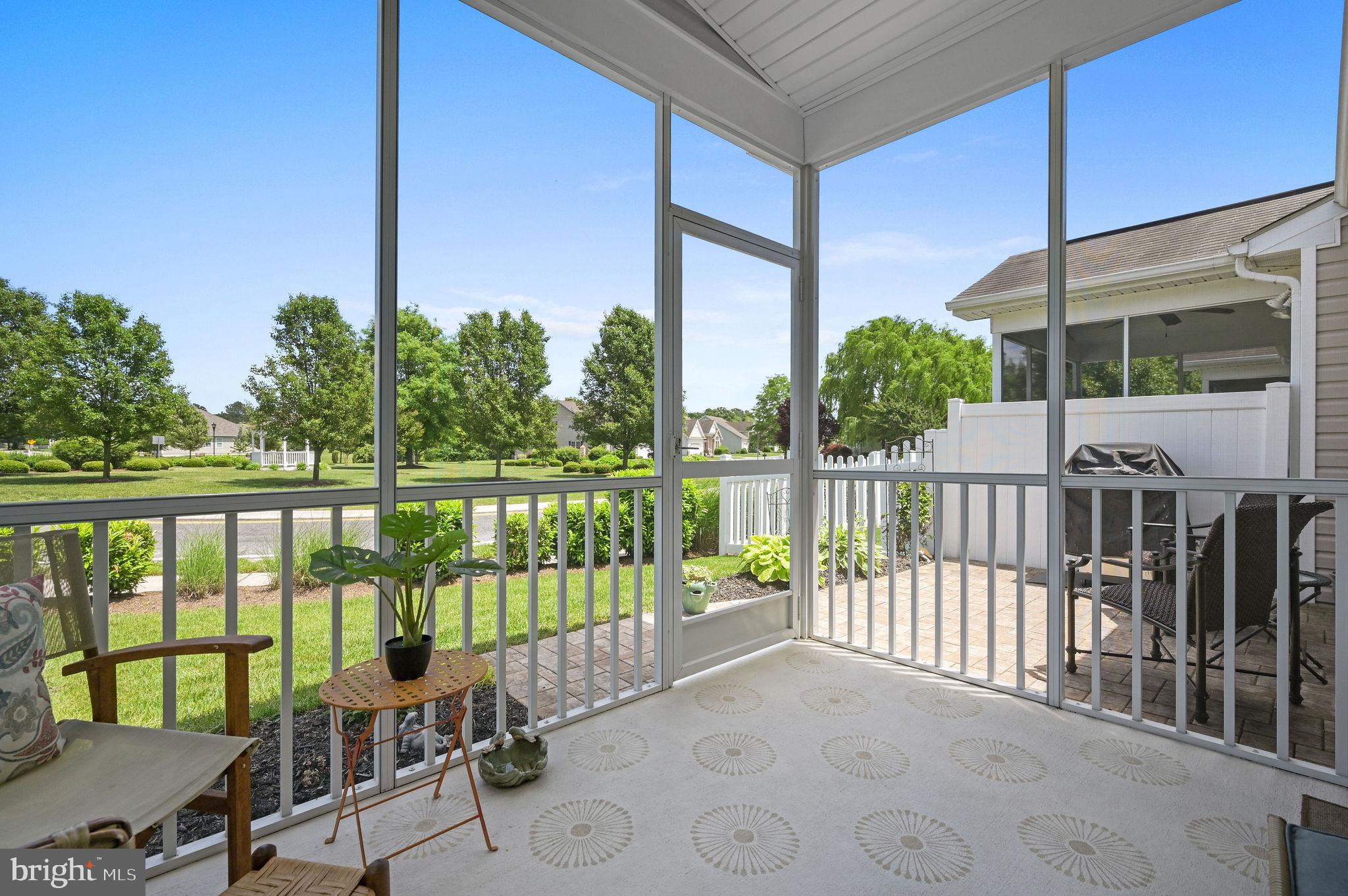 42 Cresthaven Lane Dover, DE 19901 - Photo 18 of 33 Screened in Porch w/outdoor patio