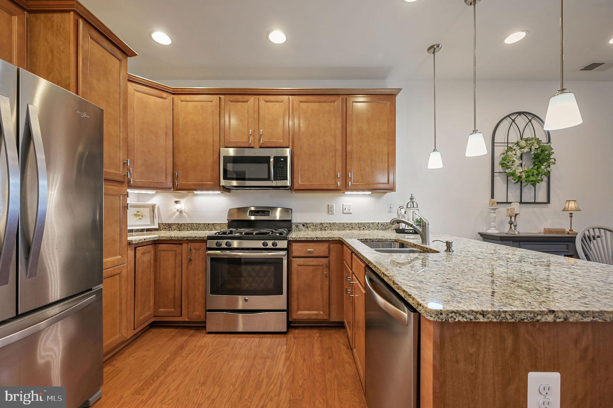 42 Cresthaven Lane Dover, DE 19901 - Photo 7 of 33 Gas cooking