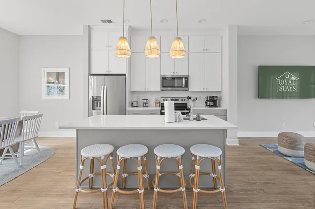 $7,000 | 14 Shem Drive, Mount Pleasant, SC 29464