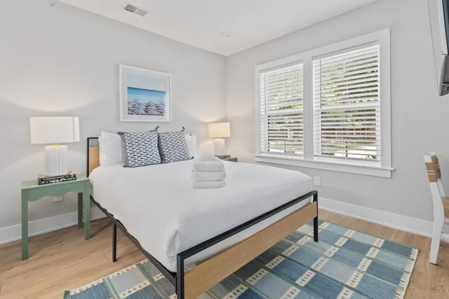 $7,000 | 14 Shem Drive, Mount Pleasant, SC 29464