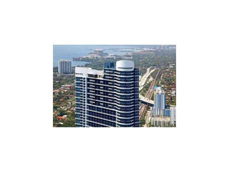 60 Southwest 13th Street, Unit 3205 Miami, FL 33130 - Photo 1 of 16 Exterior Front